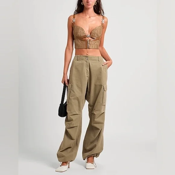 VERSACE BODICE TOP WITH ALLOVER LOGO
Style ID - Picture 15 of 16